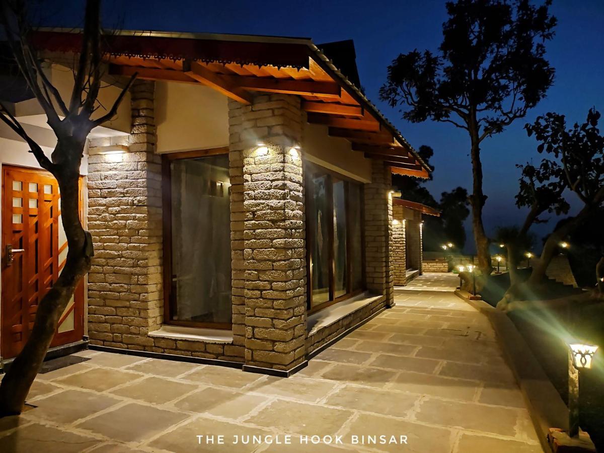 阿尔莫拉 The Jungle Hook Binsar酒店 外观 照片