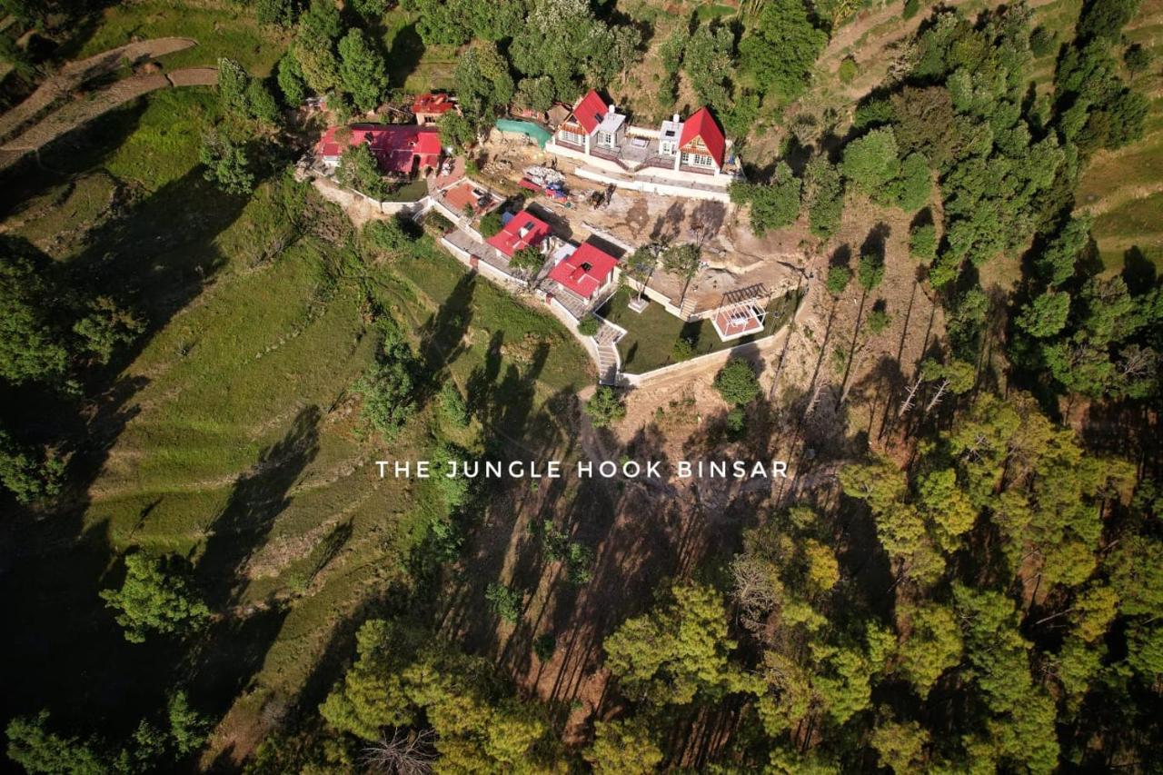 阿尔莫拉 The Jungle Hook Binsar酒店 外观 照片
