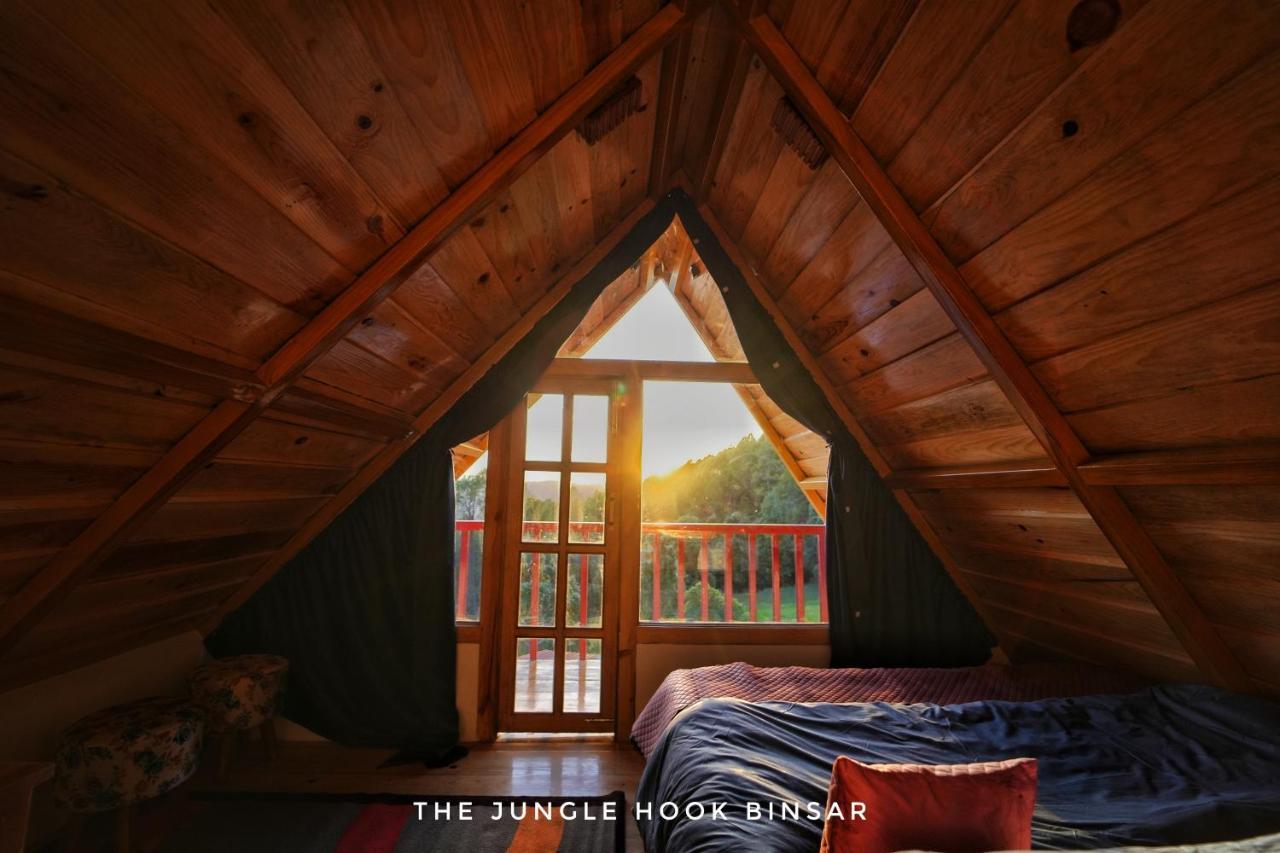 阿尔莫拉 The Jungle Hook Binsar酒店 外观 照片